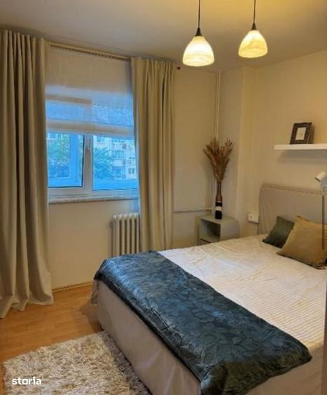 Apartament cu 3 camere în Tineretului
