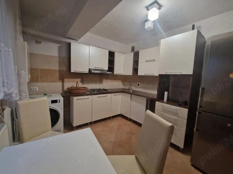 Apartament cu 2 camere semidecomandat în Colentina