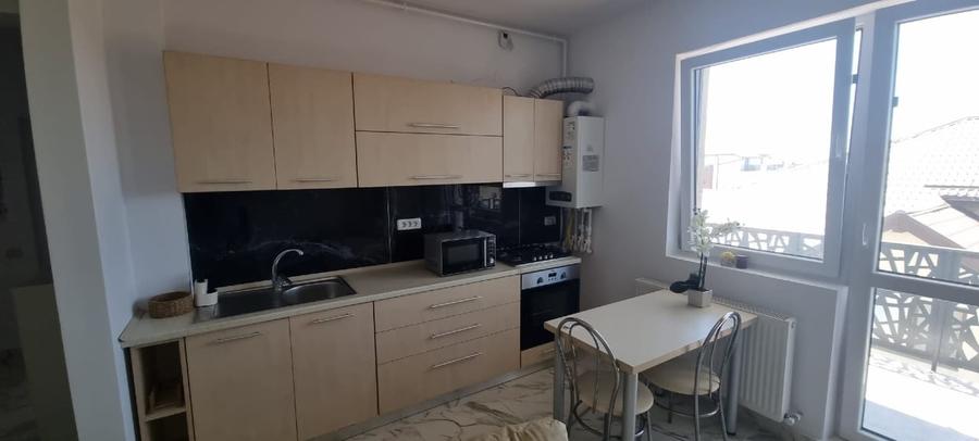 Apartament cu 2 camere decomandat în Dobroești