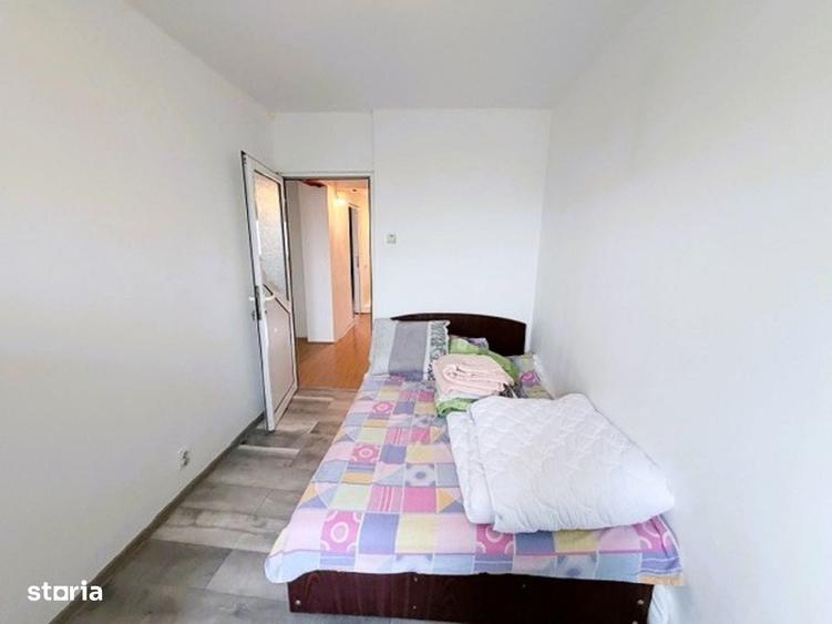 Apartament cu 3 camere decomandat în Tineretului