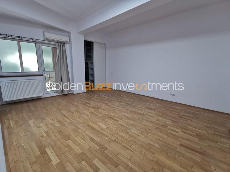 Apartament cu 5 camere, mobilat în Herăstrău