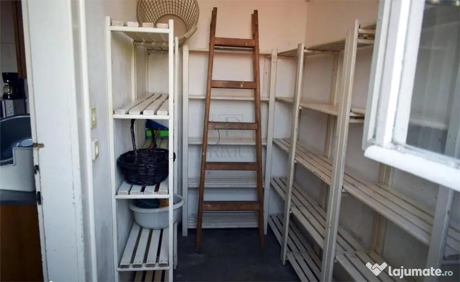 Apartament cu 4 camere decomandat în Bălcescu