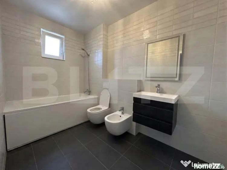 Apartament cu 3 camere în Ceangăi