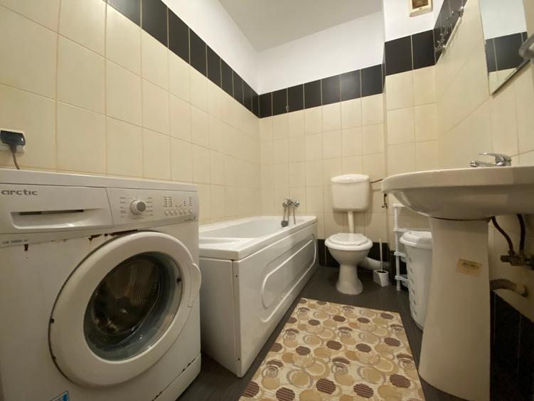 Apartament cu 2 camere semidecomandat în Nord-Est