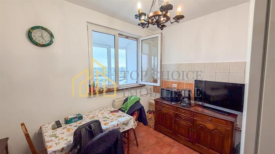 Apartament cu 2 camere semidecomandat, mobilat în 1 Mai