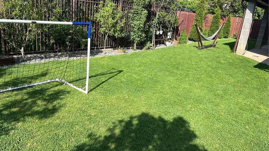 Casă cu 4 camere cu Teren 230 Mp în Florești