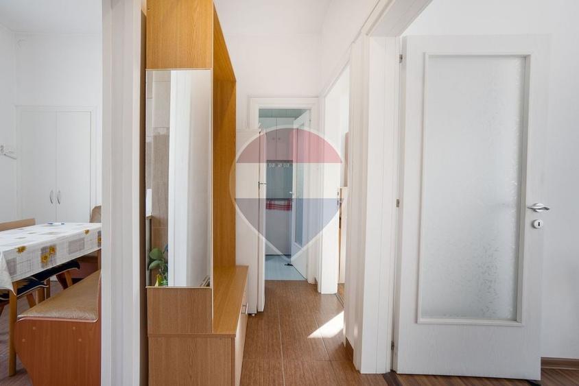 Apartament cu 2 camere decomandat în Centrul Civic