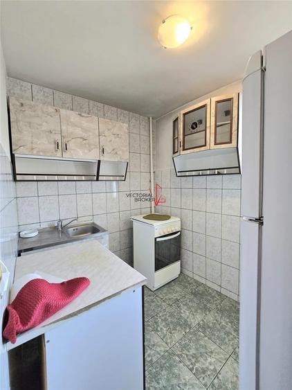 Garsonieră decomandată în Fundeni
