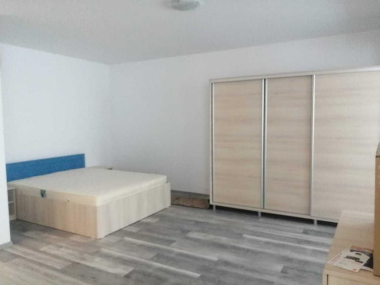 Garsonieră decomandată în Florești
