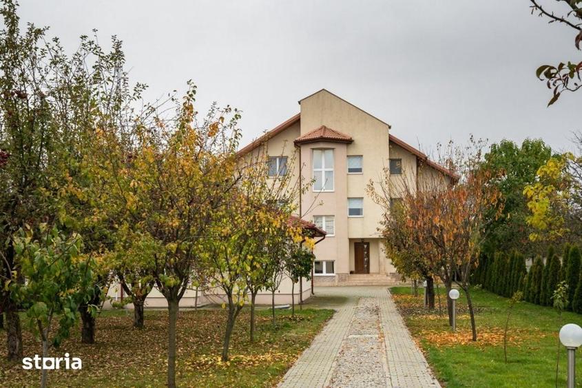 Casă cu 7 camere cu Teren 2187.53 Mp în Balotești