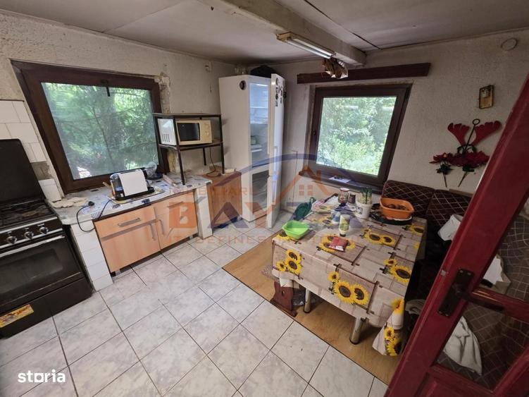 Casă cu 3 camere în Chiuzbaia