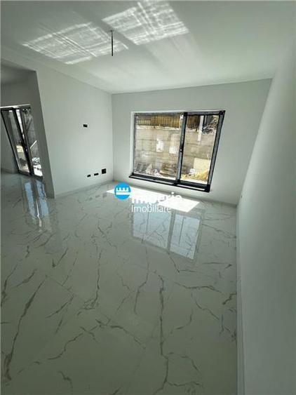 Vila individuala, priveliste superba, finisaje premium, in zona Bucium - Pietrar - 10