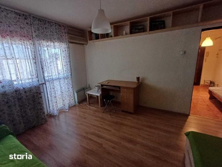 Garsonieră decomandată în Gării