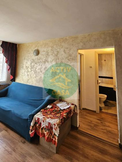 Apartament cu 2 camere semidecomandat în Est