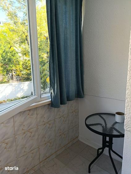 Apartament cu 2 camere semidecomandat, mobilat în Dorobanți