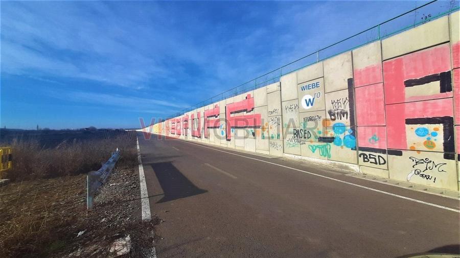 Teren intravilan de 8800 mp, în Odăi