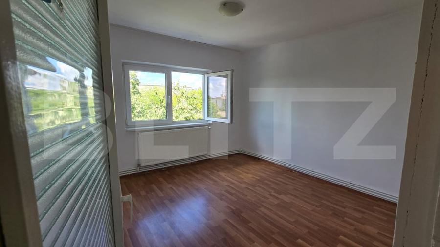 Apartament cu 3 camere decomandat în Micro 17