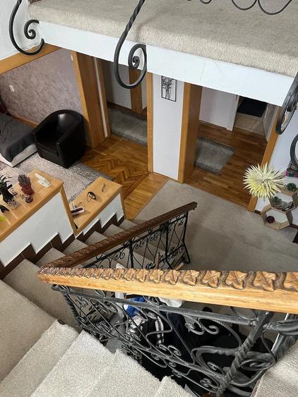 Casă cu 5 camere cu Teren 600 Mp în Ultracentral