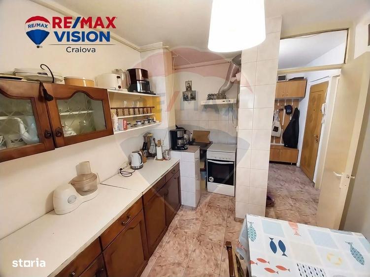 Apartament cu 3 camere decomandat în Valea Rosie