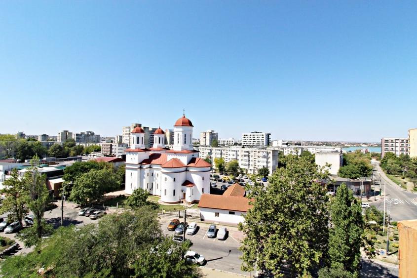Apartament cu 2 camere decomandat în Tomis Nord