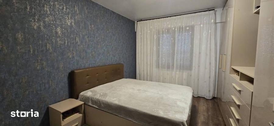 Apartament cu 3 camere decomandat în Km 5