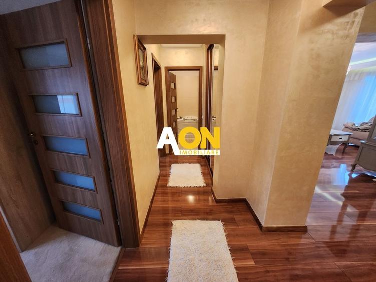 Apartament cu 3 camere decomandat, mobilat în Cetate