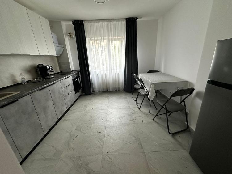 Apartament cu 2 camere decomandat în Sebastian