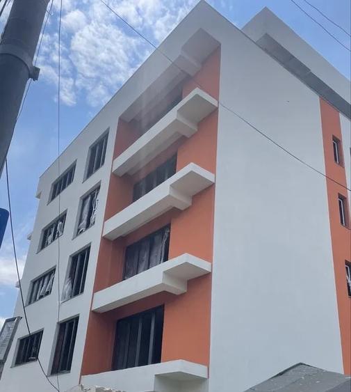 Apartament cu 2 camere semidecomandat în Giulești