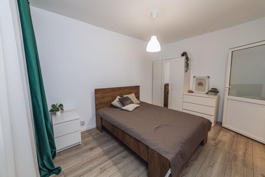 Apartament cu 2 camere semidecomandat, mobilat în Iancului