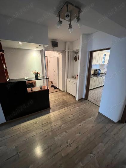 Apartament cu 3 camere decomandat în Ultracentral