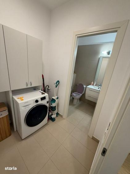 Casă cu 4 camere în Sisești