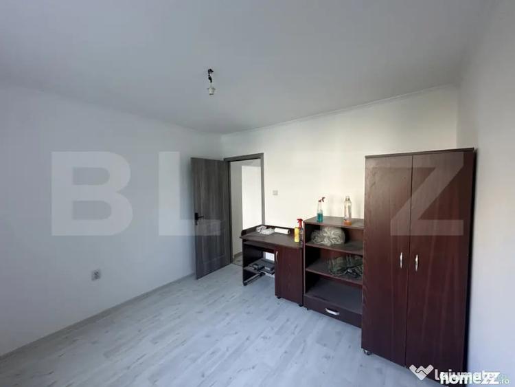Apartament cu 2 camere semidecomandat în Micro 16