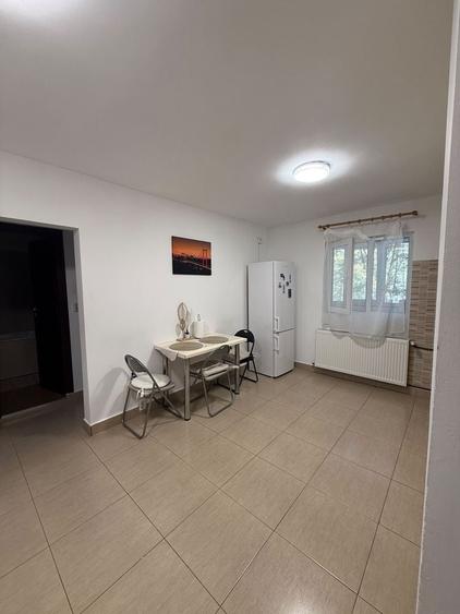 Apartament cu 2 camere decomandat în Rahova