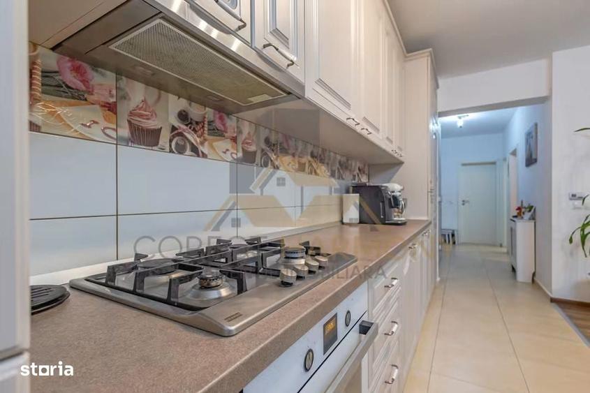 Apartament cu 3 camere decomandat în Sud