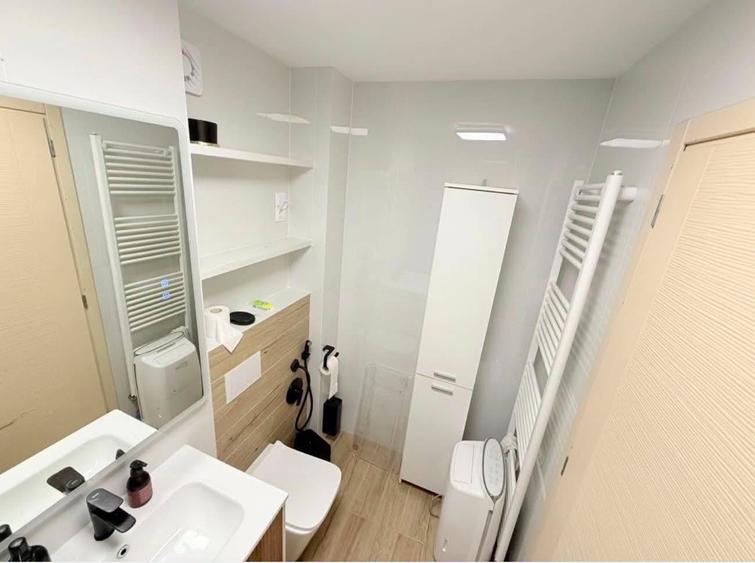 Apartament cu 4 camere în Săsar