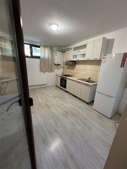 Apartament cu 2 camere decomandat, mobilat în Valea Lupului