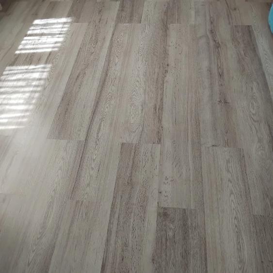 Apartament cu 2 camere semidecomandat în Apărătorii Patriei