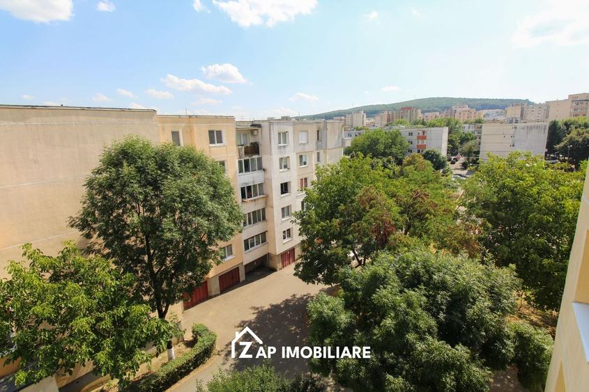 Apartament cu 2 camere decomandat, mobilat în Tudor