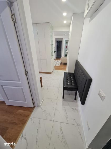 Zona Catedralei-apartament semidecomandat cu 3 camere - 17