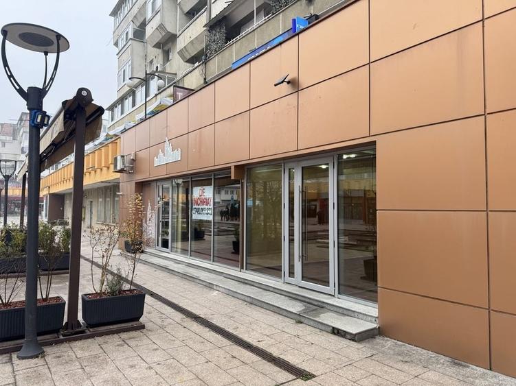 Spațiu comercial, de 170 mp, în Central