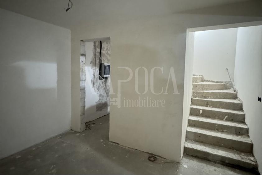Casă individuală cu 3 camere cu Canalizare în Dezmir