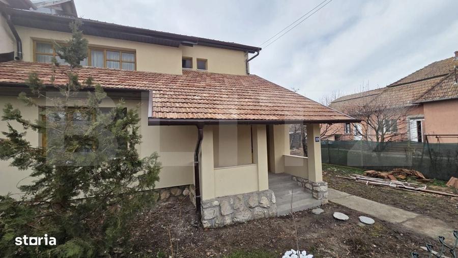 Casă cu 4 camere cu Teren 1500 Mp în Central