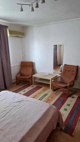Garsonieră decomandată, mobilată în Titulescu