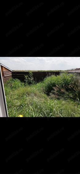 Apartament cu 3 camere decomandat în Glina