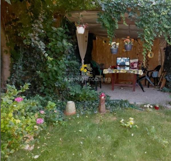 Casă cu 3 camere cu Canalizare în ICIL