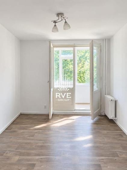 Apartament cu 3 camere în Gorjului