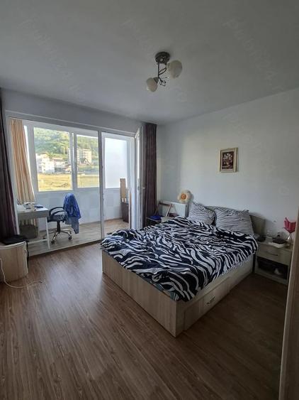 Apartament cu 2 camere decomandat în Florești