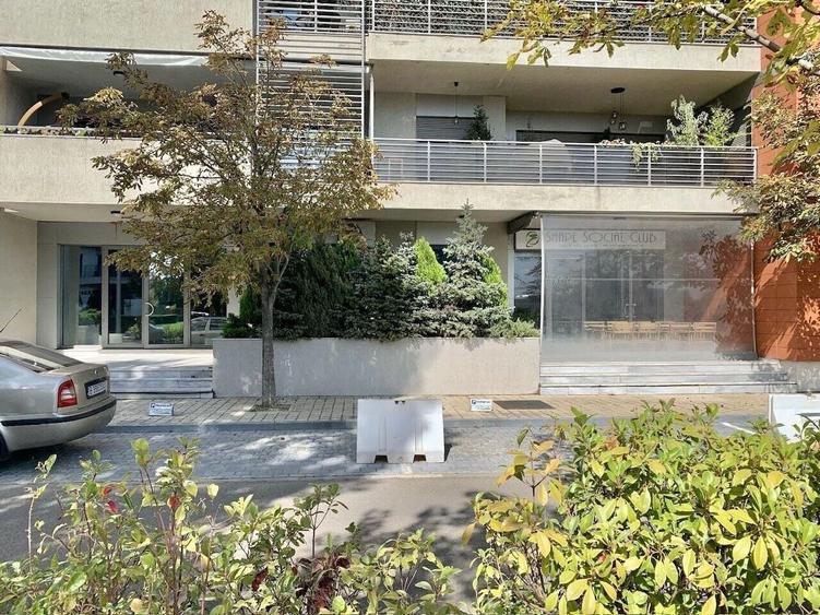 Spațiu comercial, de 308 mp, în Băneasa