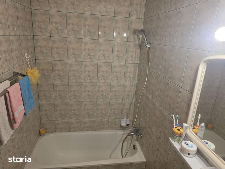 Garsonieră decomandată, mobilată în Timpuri Noi