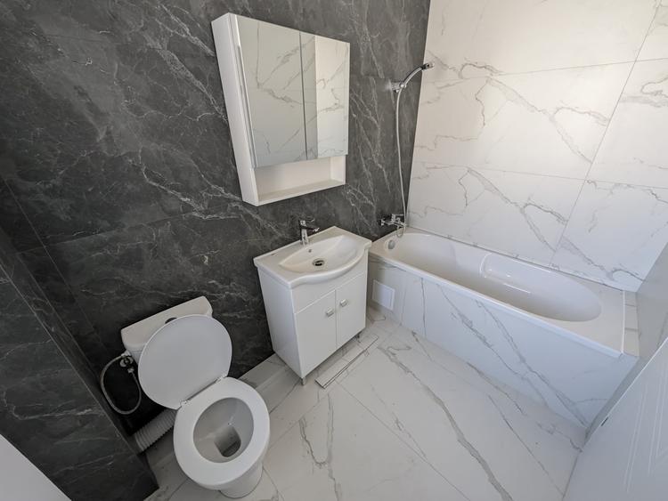 Casă cu 3 camere cu Canalizare în Otopeni